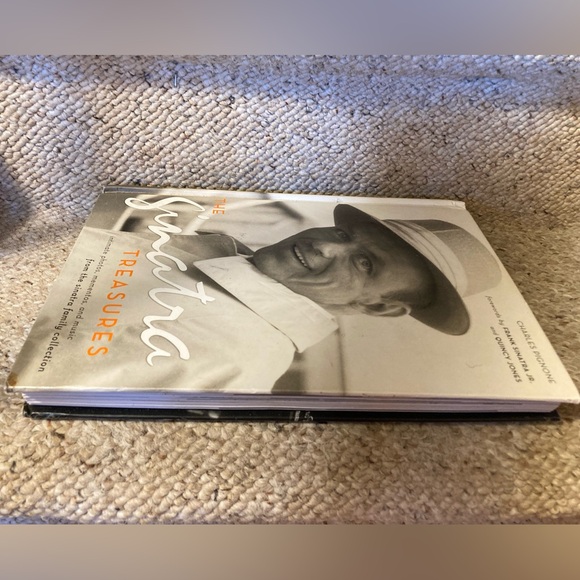 Book (Hardcover): The Sinatra Treasures from The Sinatra Family Collection - Picture 4 of 16